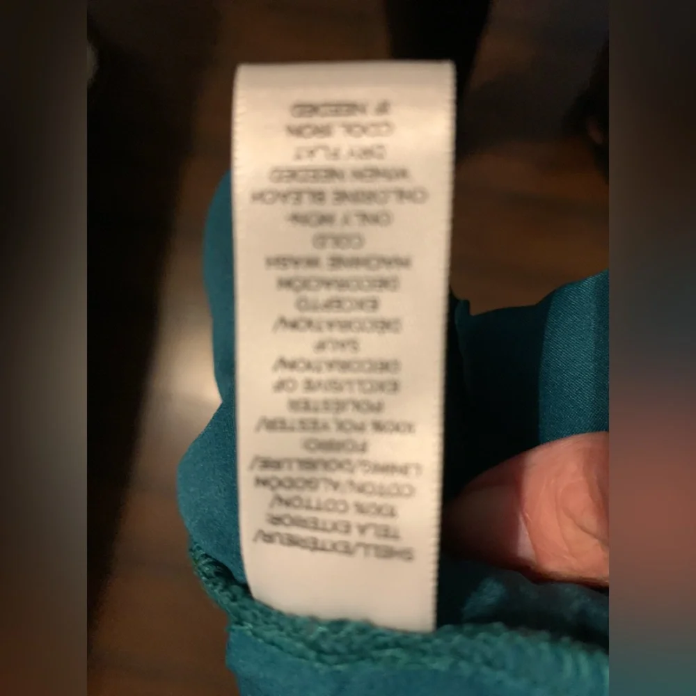 Elegant Emerald /Teal Loft Lace Dress - Picture 12 of 12